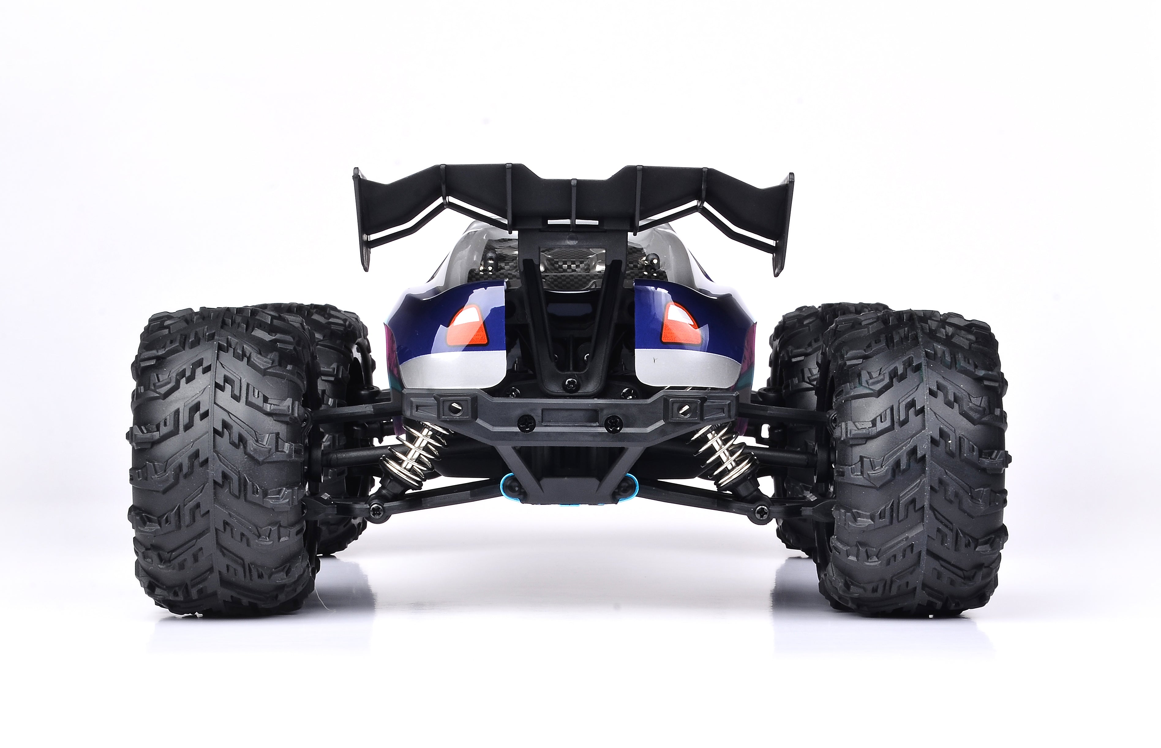 Rapidly: The Durable Speedster RC Car (38 KM/H) with Optional Additional Battery Upgrade Rapidly: The Durable Speedster RC Car (38 KM/H) with Optional Additional Battery Upgrade